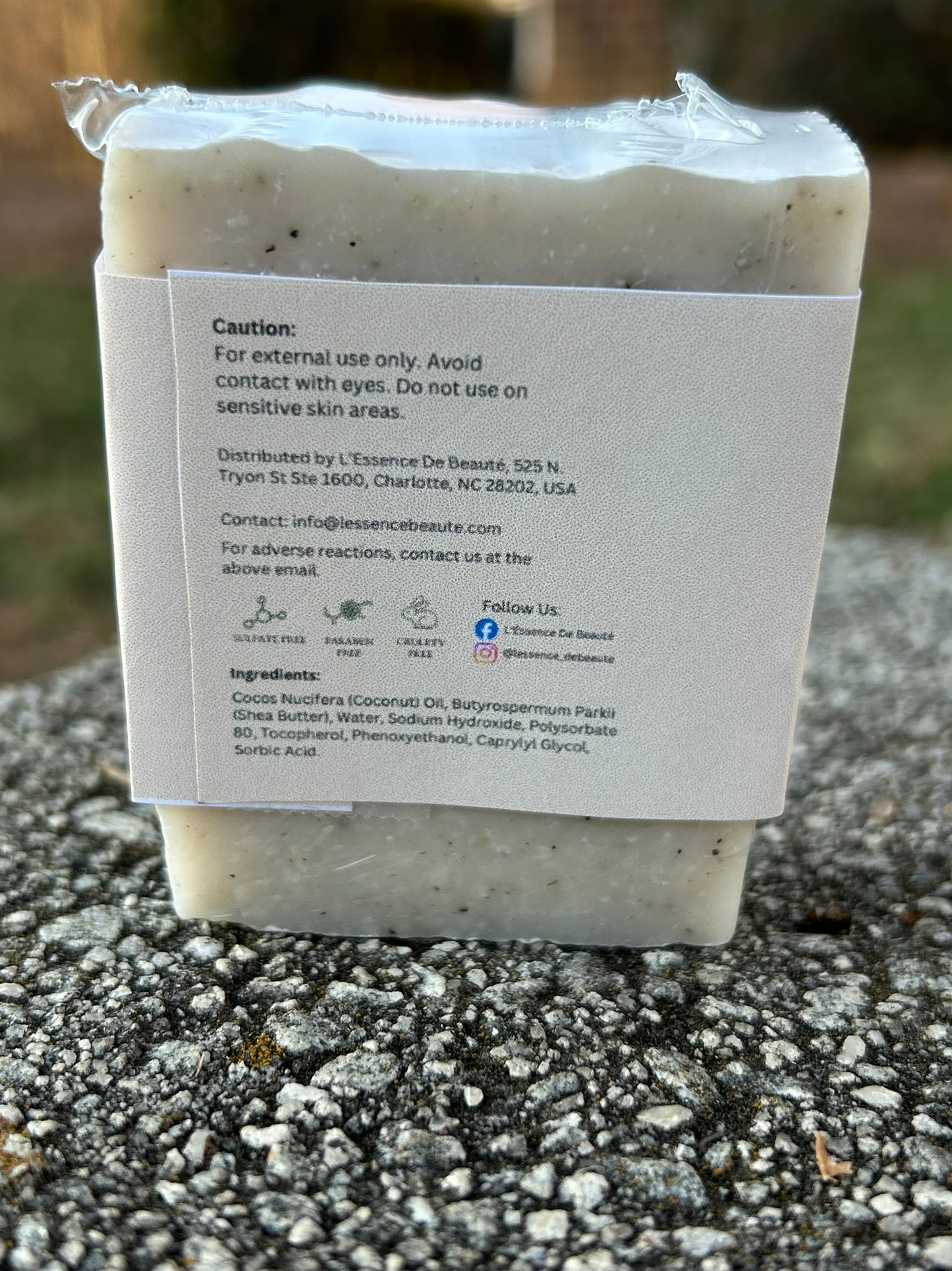 Crème De Coco Coffee and Clay Exfoliating Soap for Smooth Skin