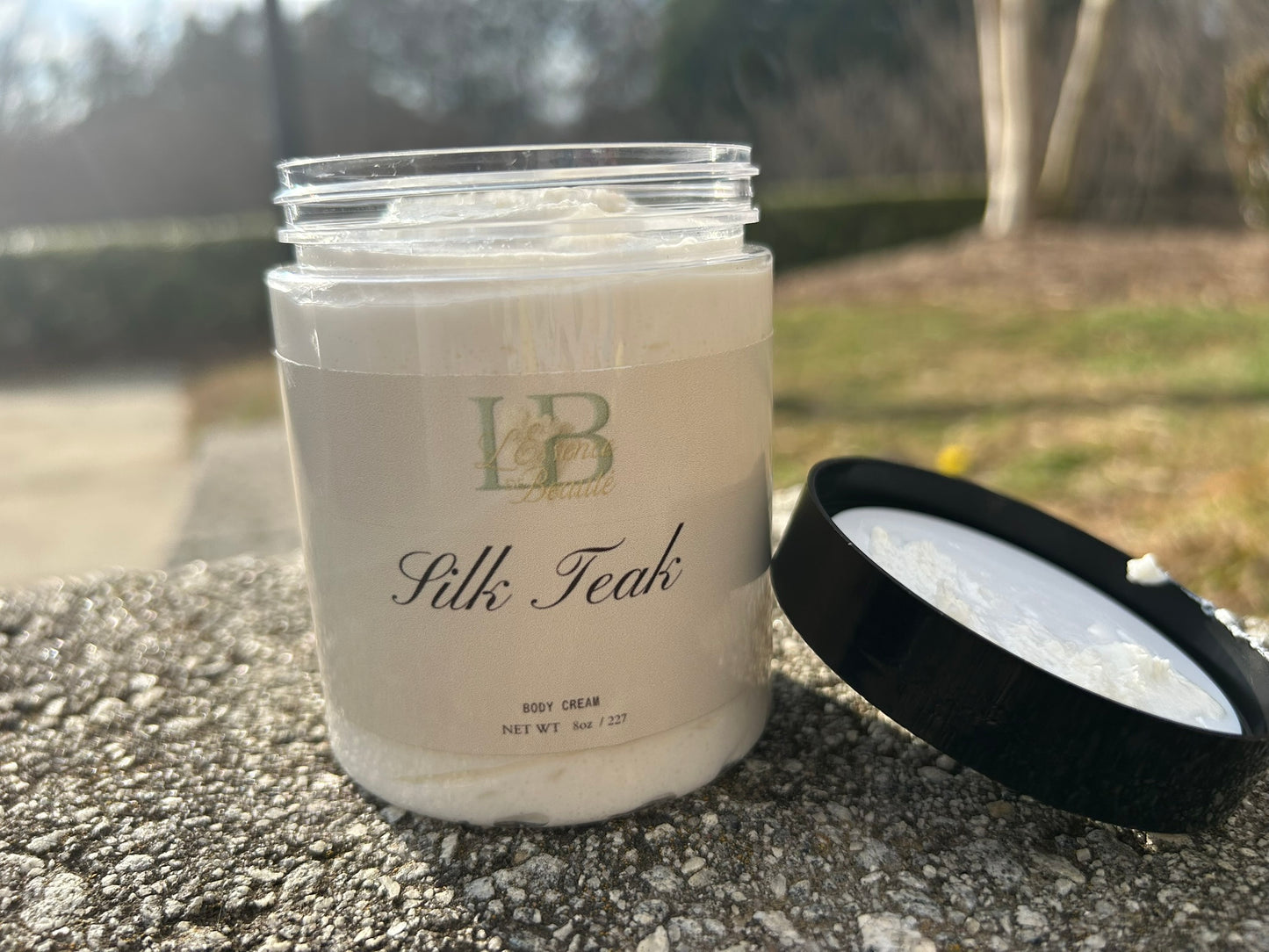 Lightweight Men’s Body Cream for Daily Moisture